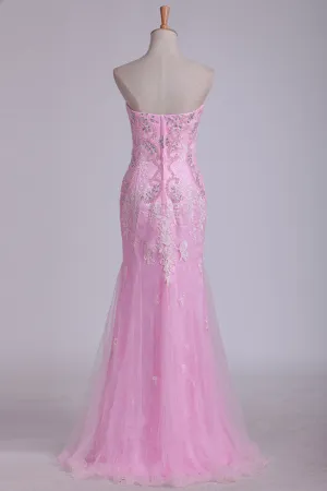 2024 Column Strapless With Beading And Applique Prom Dresses Sweep Train