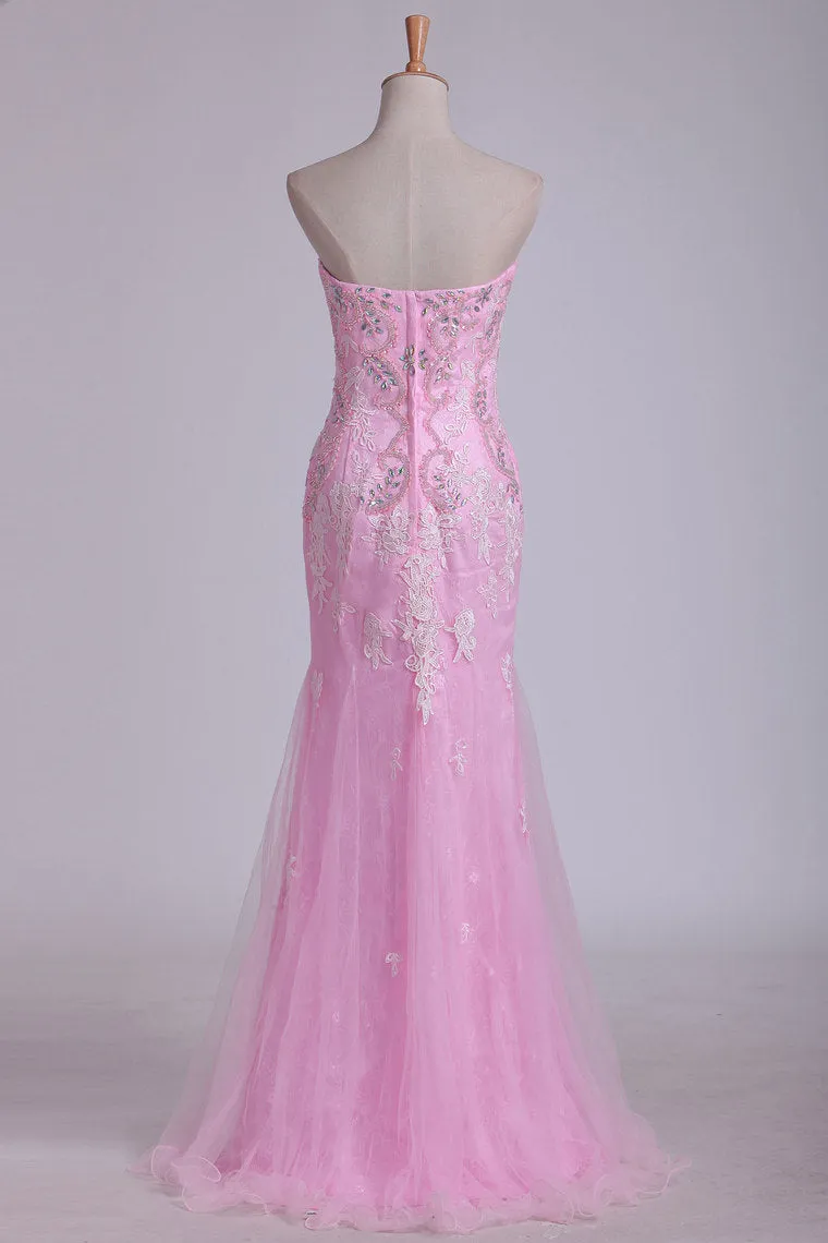 2024 Column Strapless With Beading And Applique Prom Dresses Sweep Train