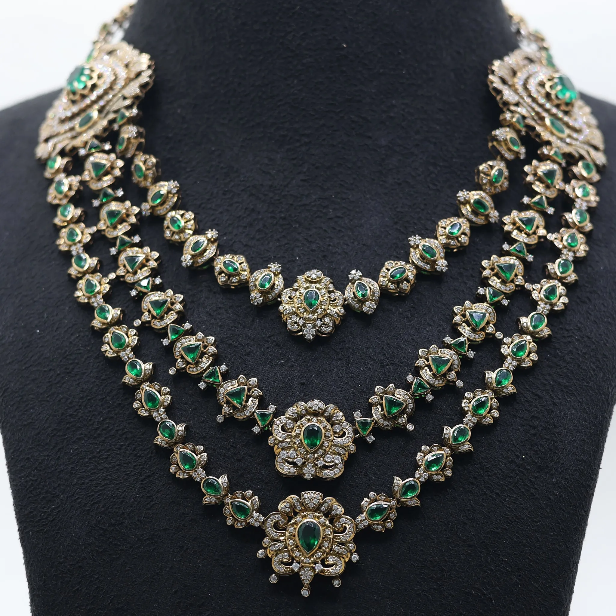 Antique Floral Diamond-Encrusted Necklace For Women