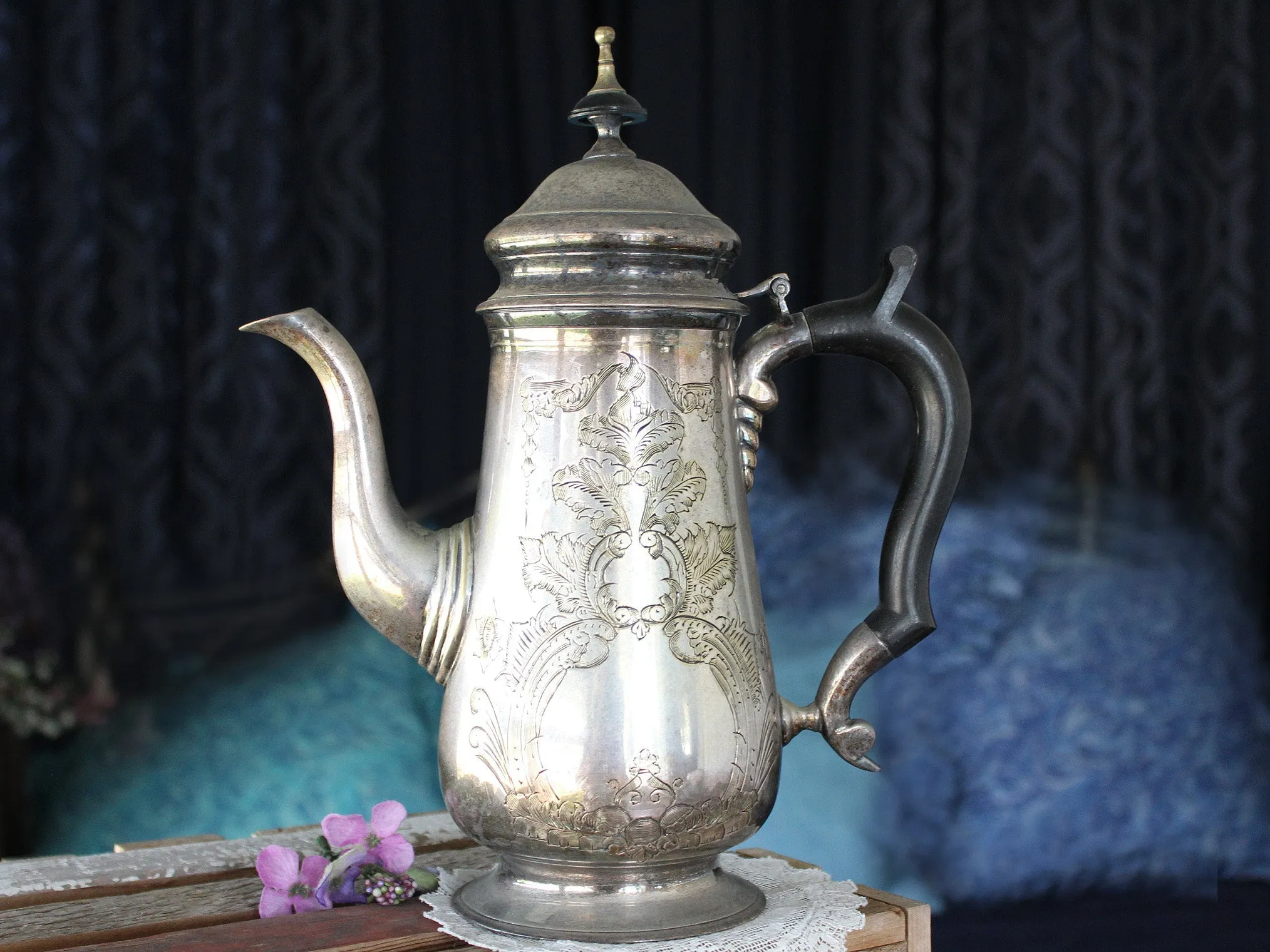 Antique VTG Leonard Silverplate Teapot, Victorian Bakelite Handle, Engraved Chased 16065
