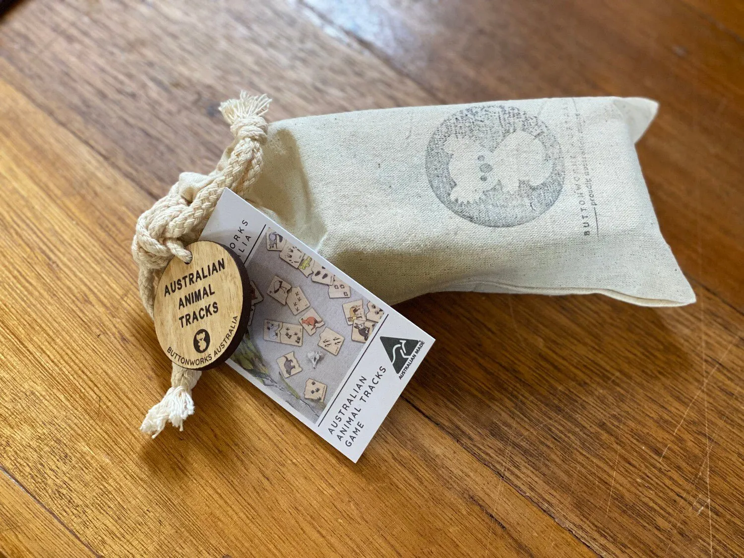 Buttonworks Australian Animal Tracks Game