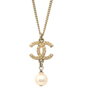 Chanel CC Chain Pendant Necklace Gold