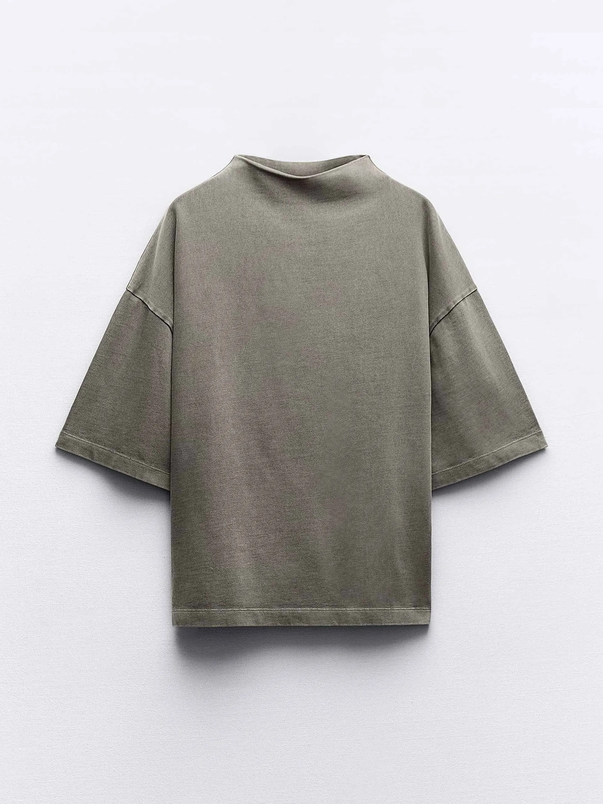 Dark grey clean cotton t-shirt