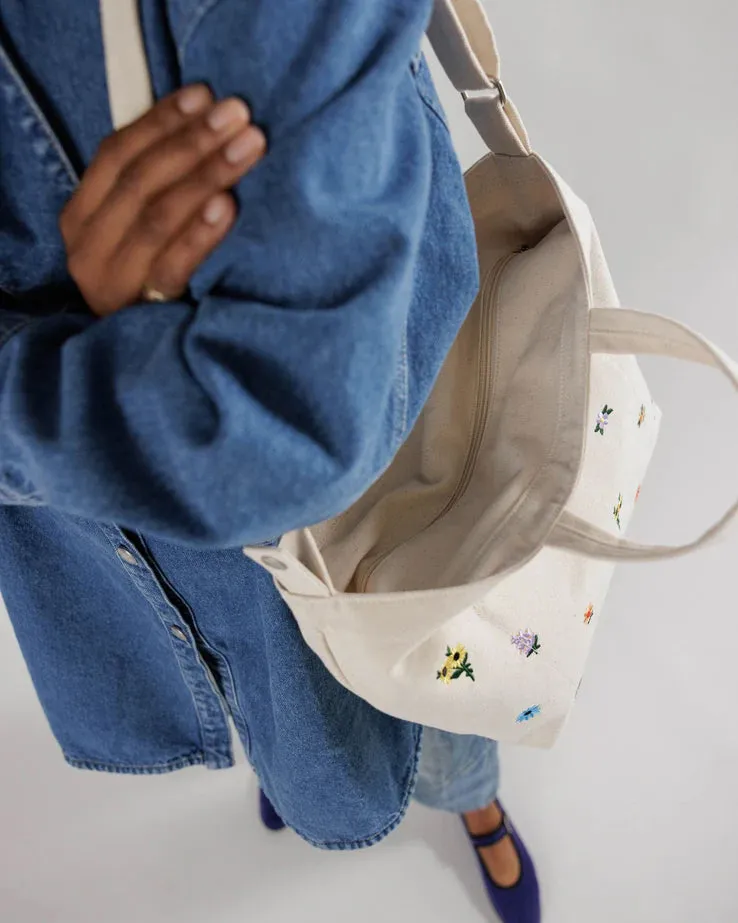 Embroidered Ditsy Floral Zip Duck Bag