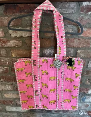 Farylina Mixed Floral Print Quilted Jane Tote Bag in Pink Cheetah