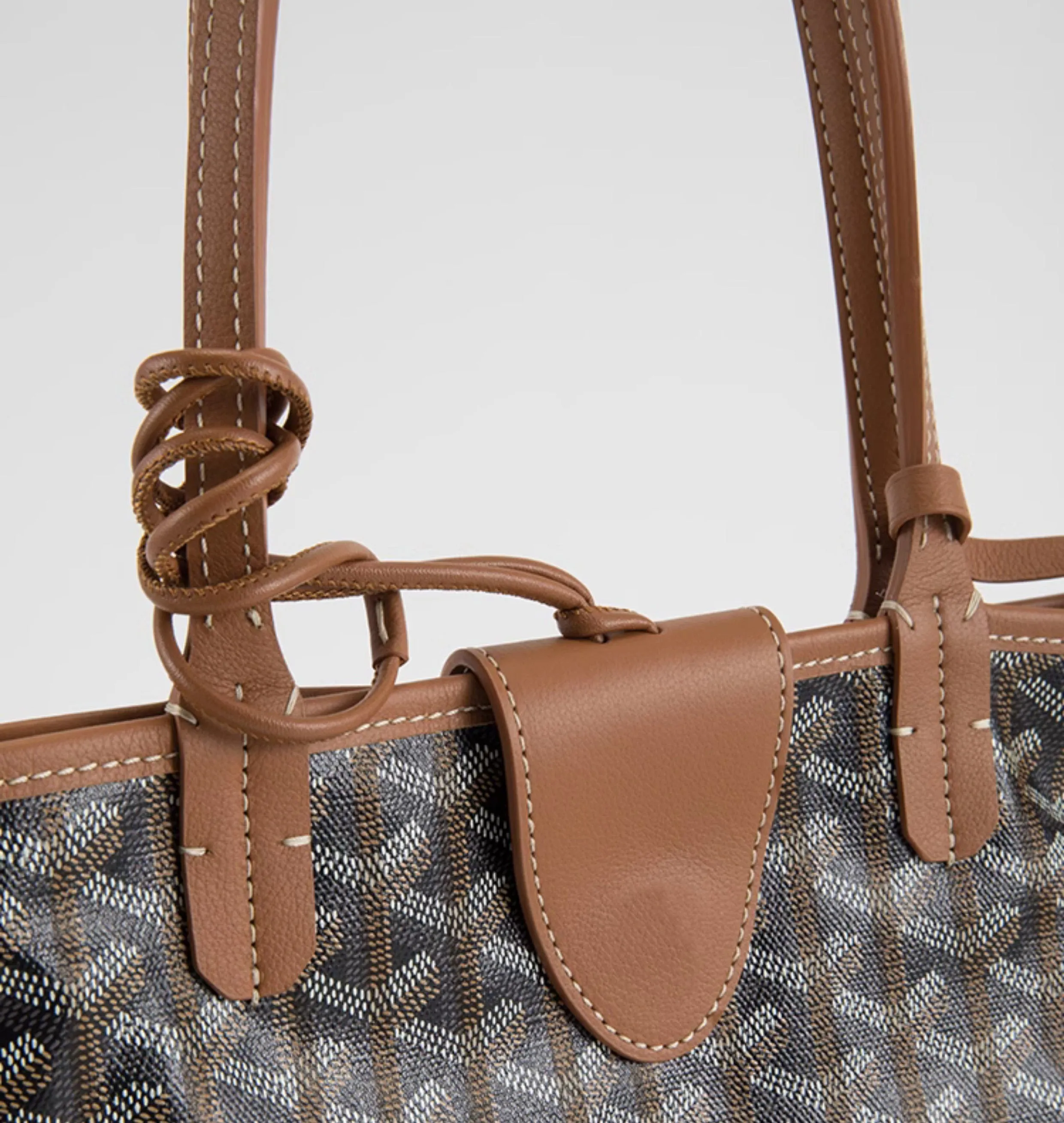 Fashionable Leather Anti-theft Bag Clip and Handmade Glasses Clip Accessories for Stylish Bags