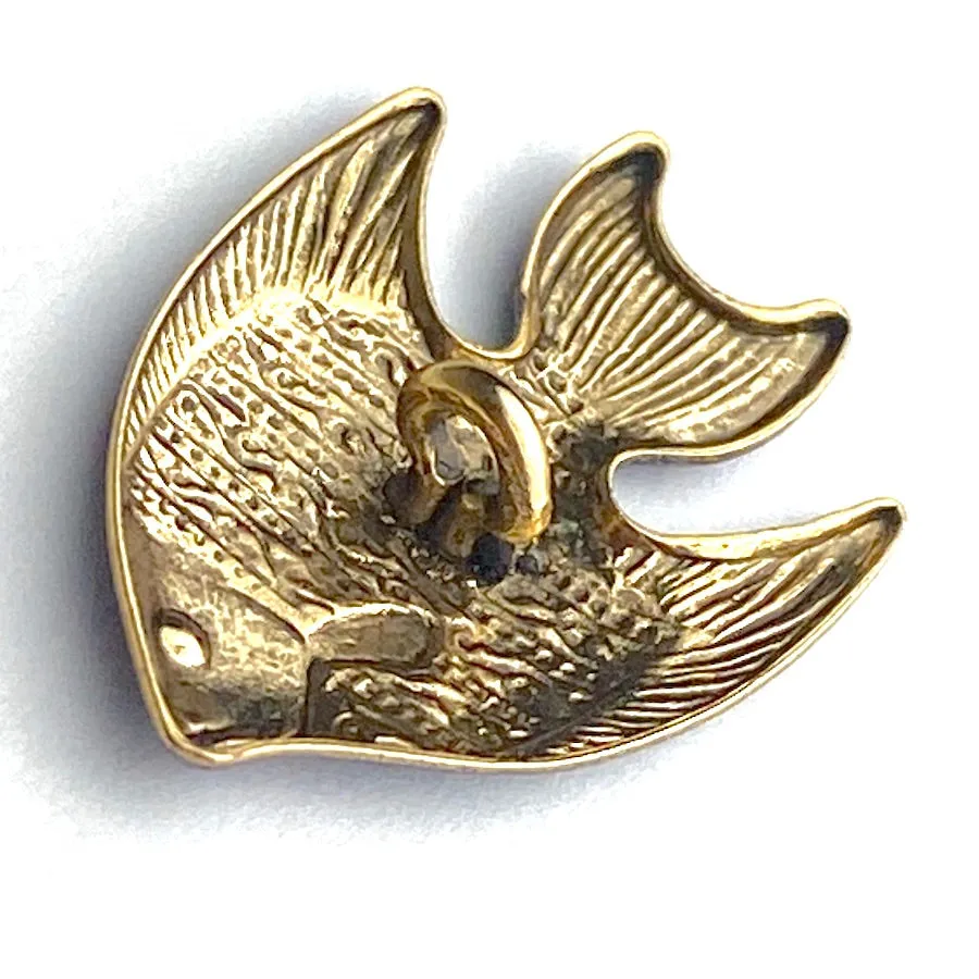 Fish Button Purple by Susan Clarke   7/8"  # SC-617