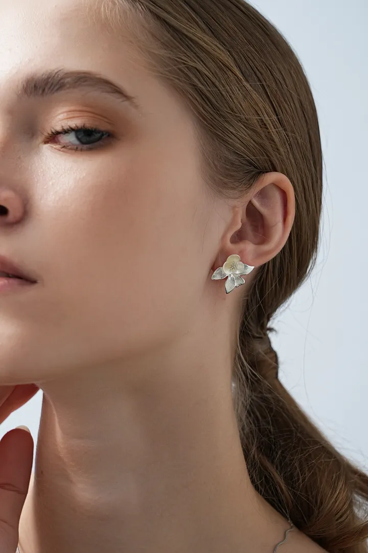 Glistening Silver Floral Stud Earrings