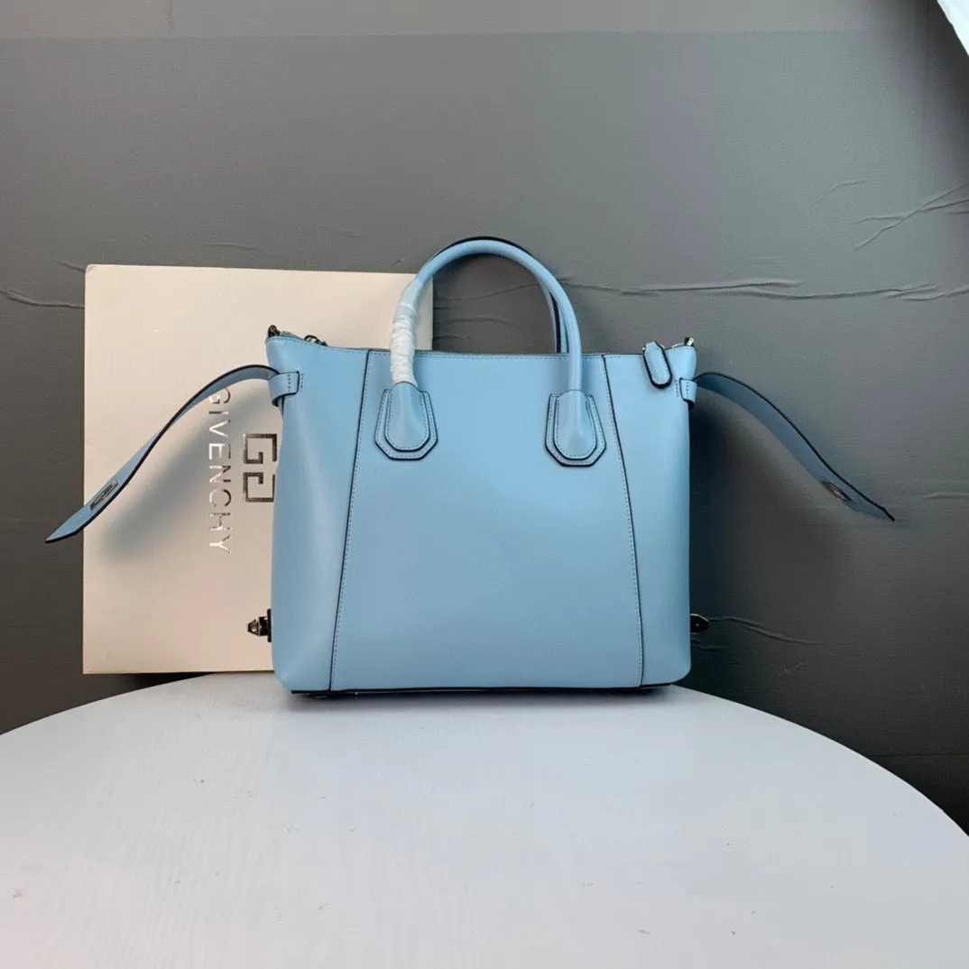 GNY010  11.8x9.8x2.8inch
