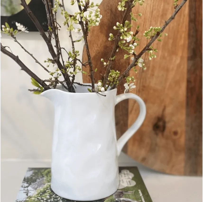 Lily Jug 20cm | White