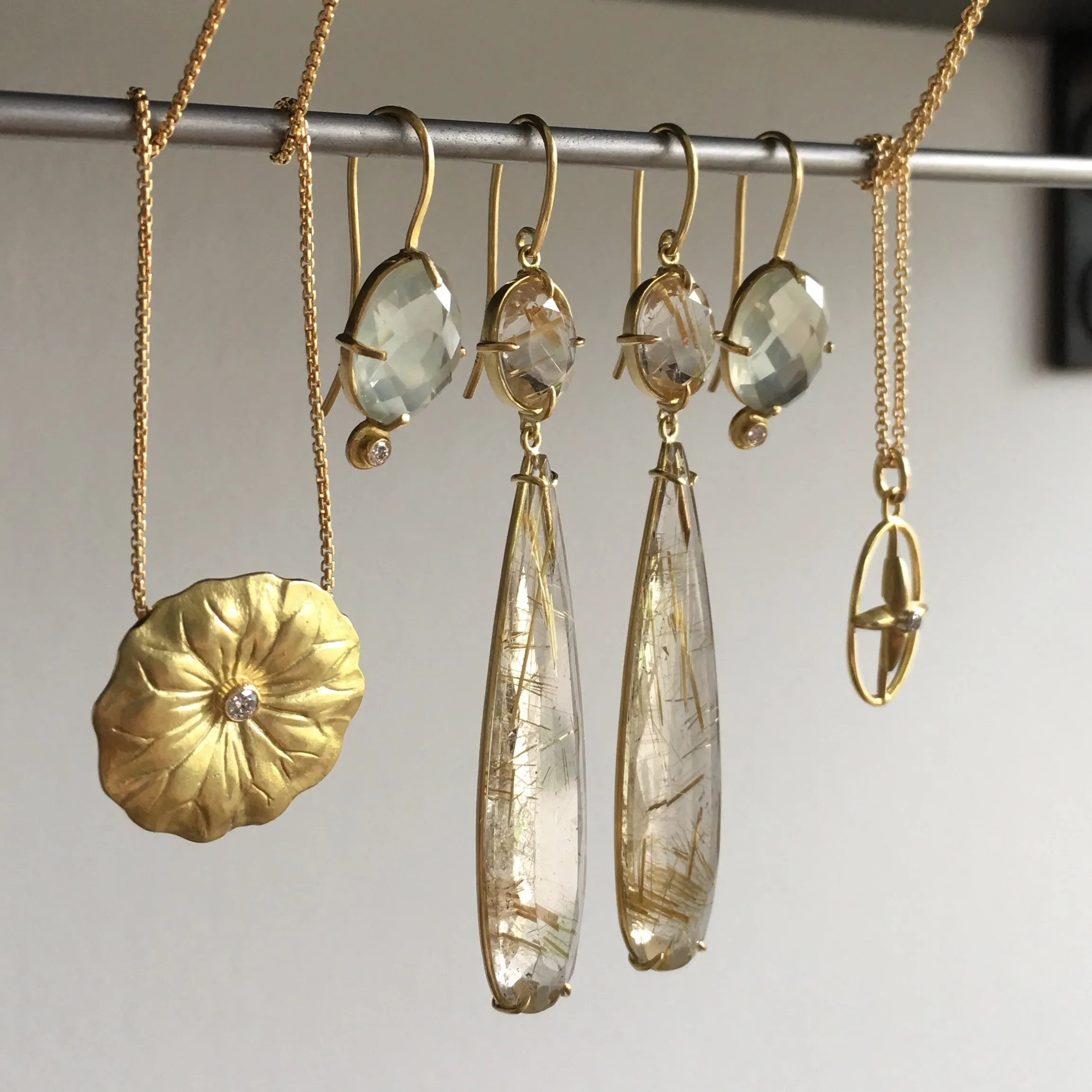 Lotus Pendant with Diamond