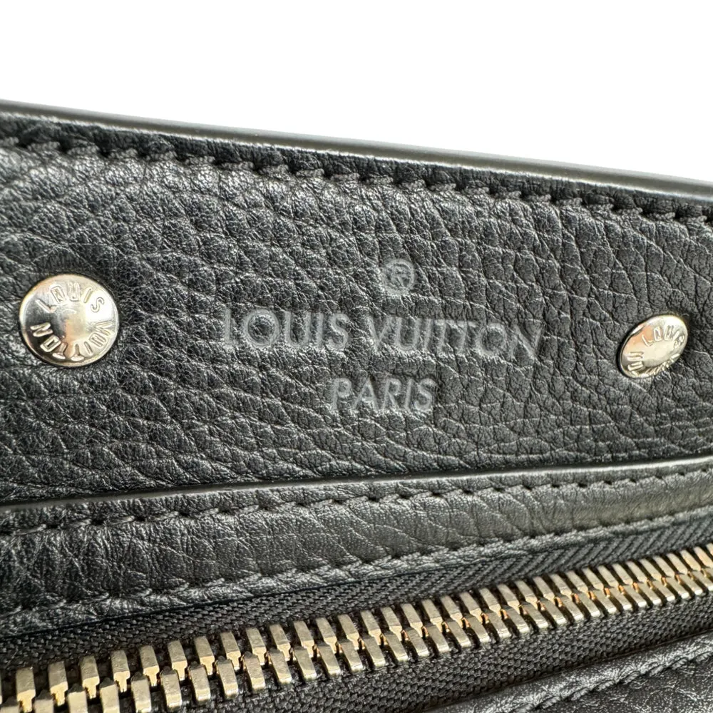 LOUIS VUITTON Armand Leather Messenger Bag LHQ479