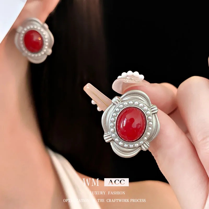 Luxurious Ellipse Geometric Artificial Pearl Electroplating Earrings