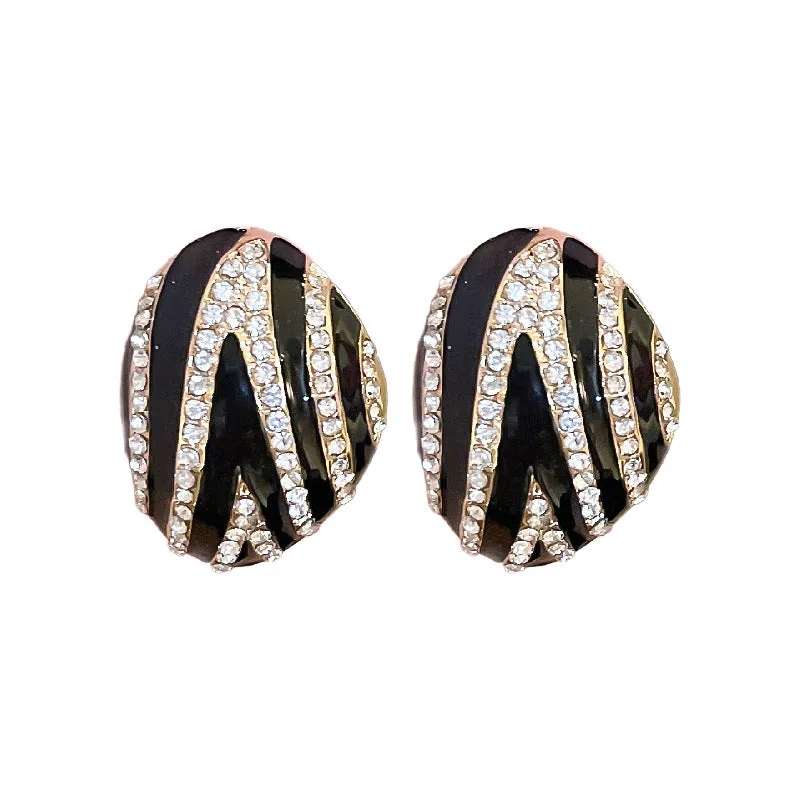 Luxurious Irregular Geometric Alloy Oil Dripping Earrings