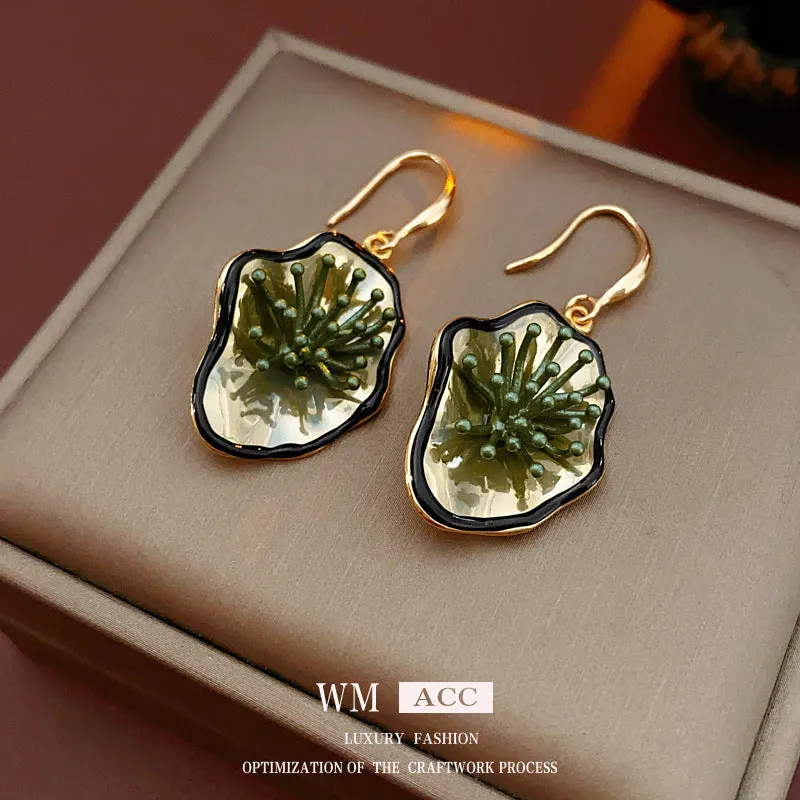 Luxurious Irregular Geometric Crown Copper Electroplating Earrings