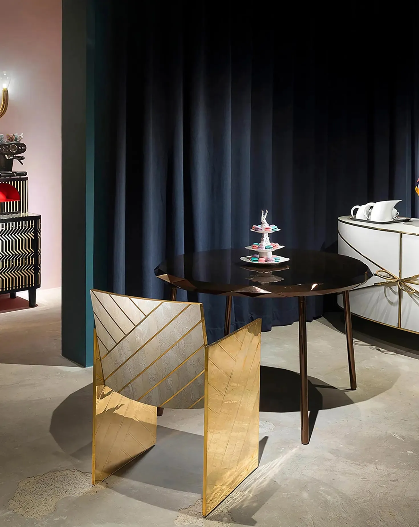 Nika Zupanc Stella Rose Dining Table