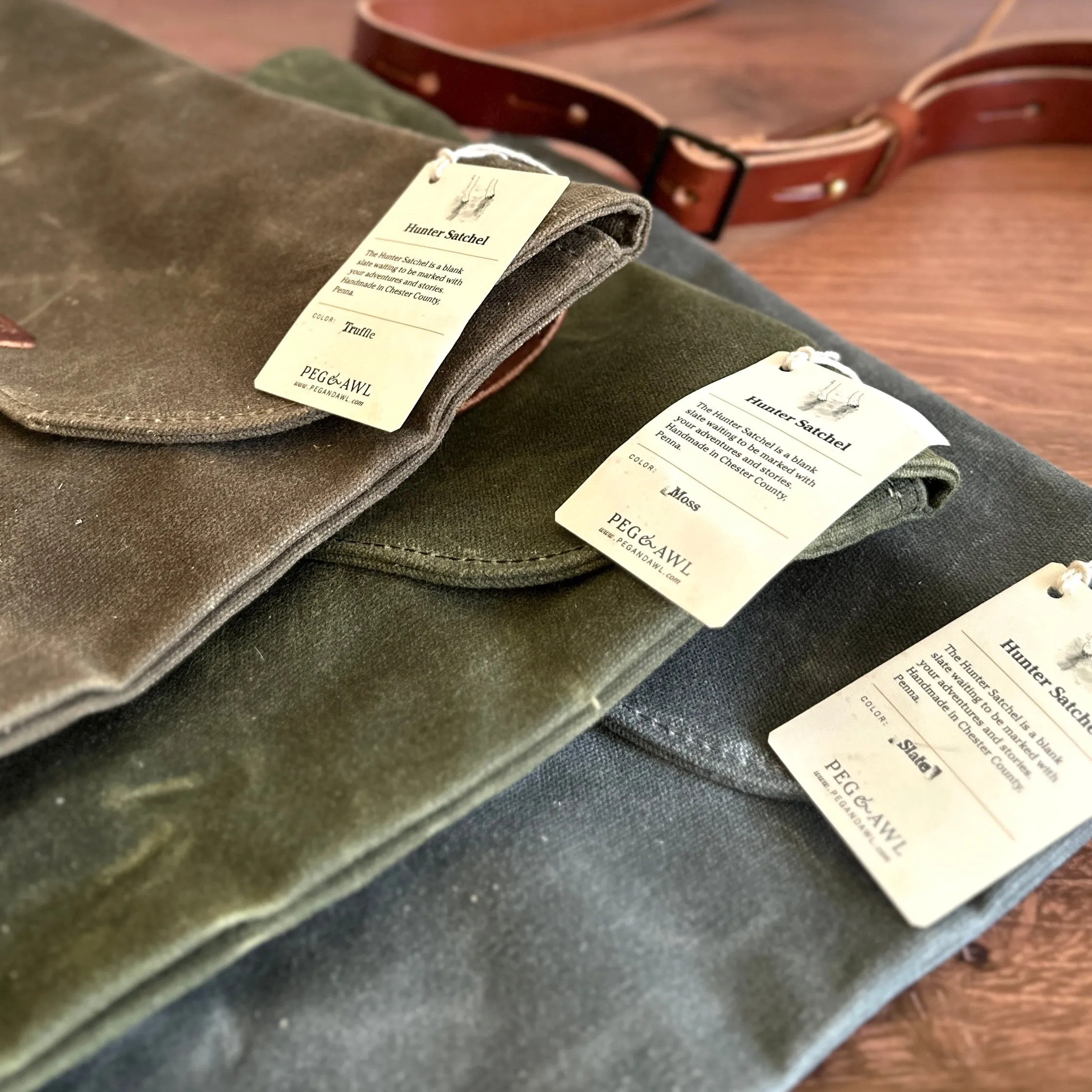 [Peg and Awl ] The Hunter Satchel