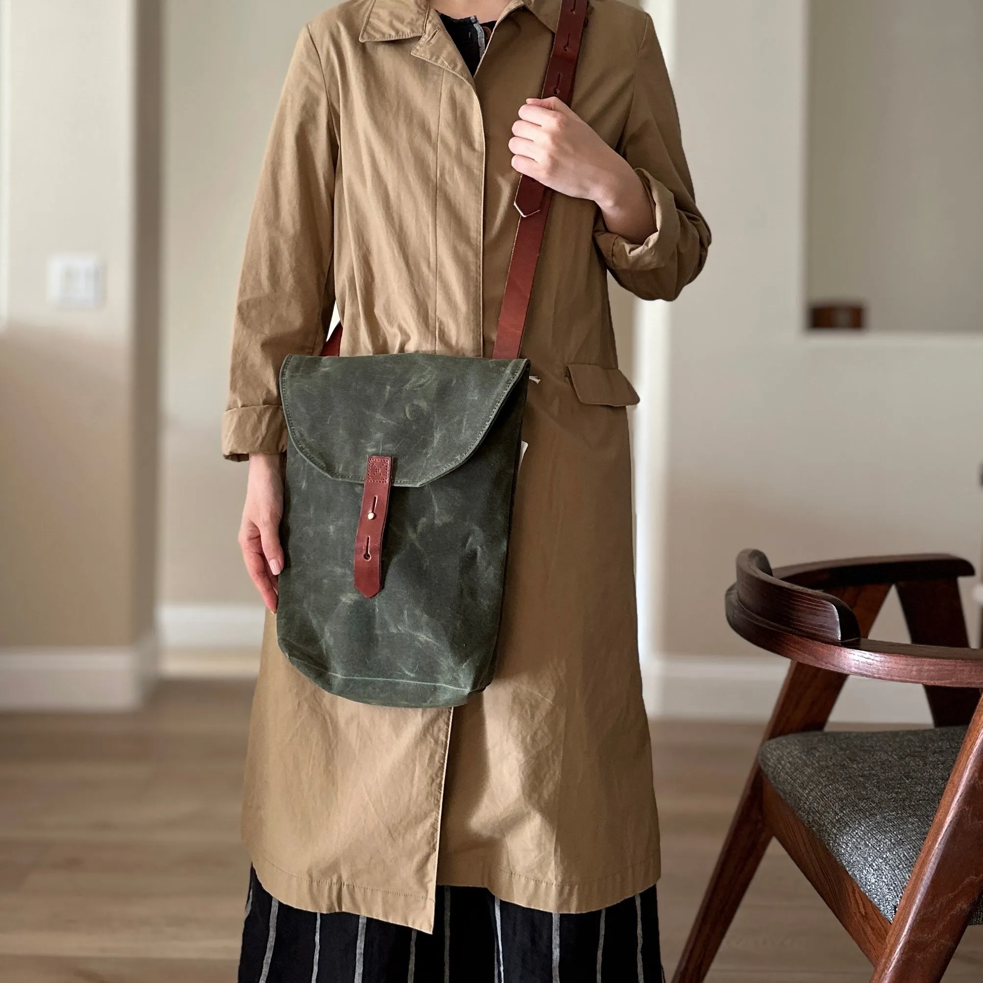 [Peg and Awl ] The Hunter Satchel