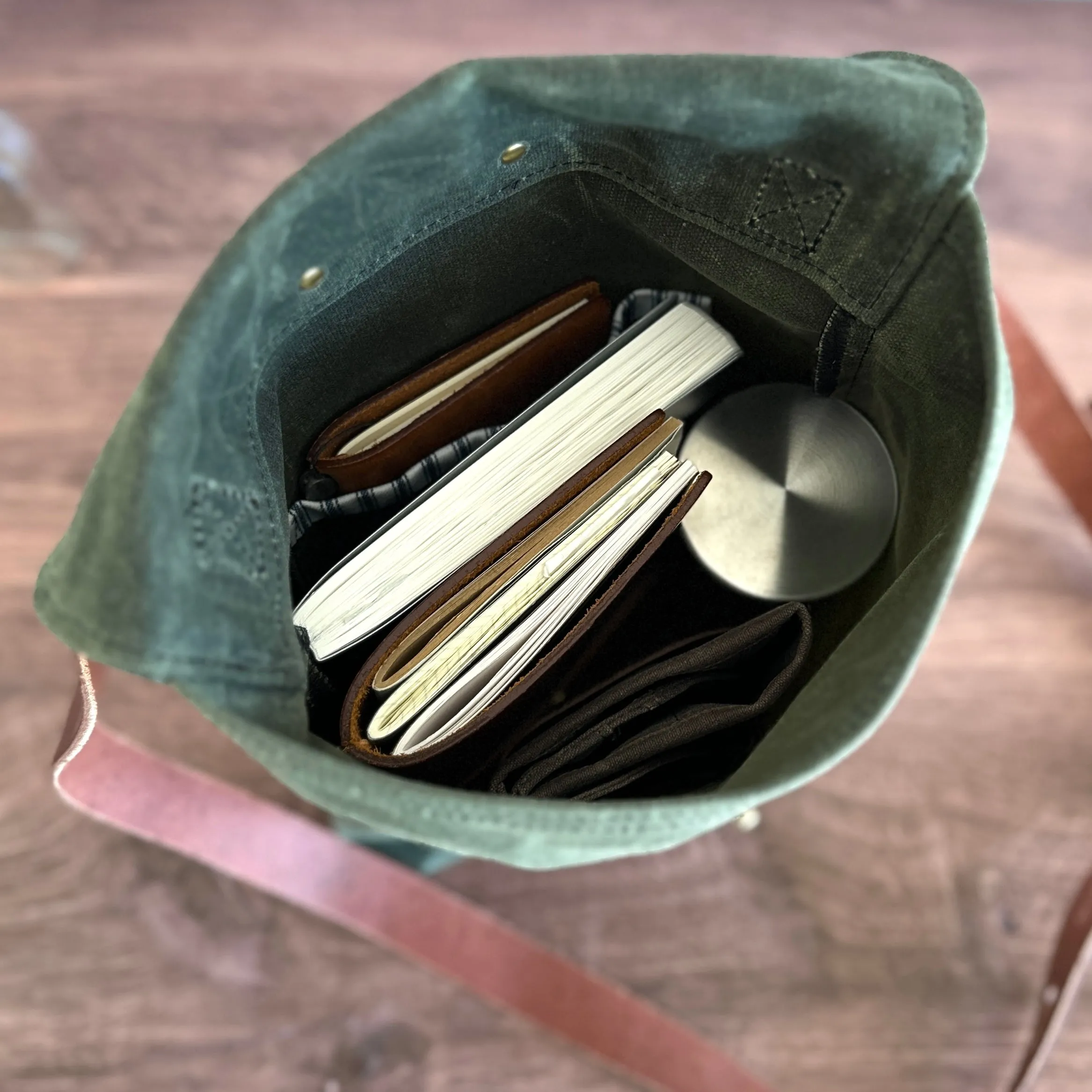 [Peg and Awl ] The Hunter Satchel