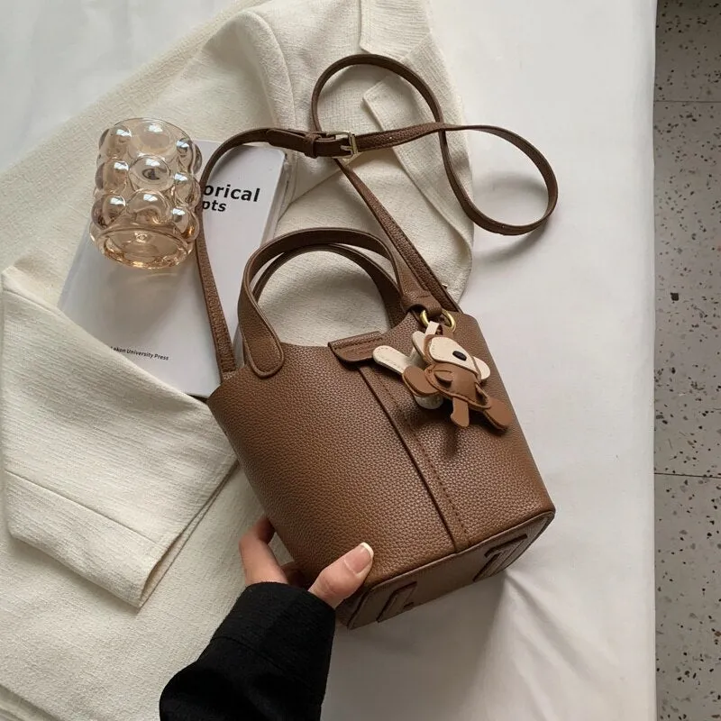 Retro Design Bag Messenger Portable Bucket Bag