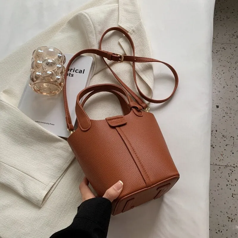 Retro Design Bag Messenger Portable Bucket Bag