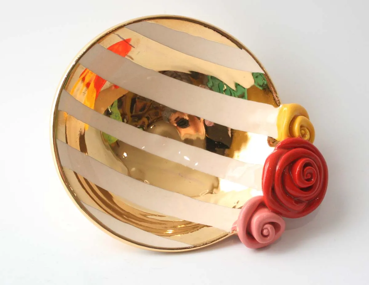 Rose Saucer in Gold and White Stripe