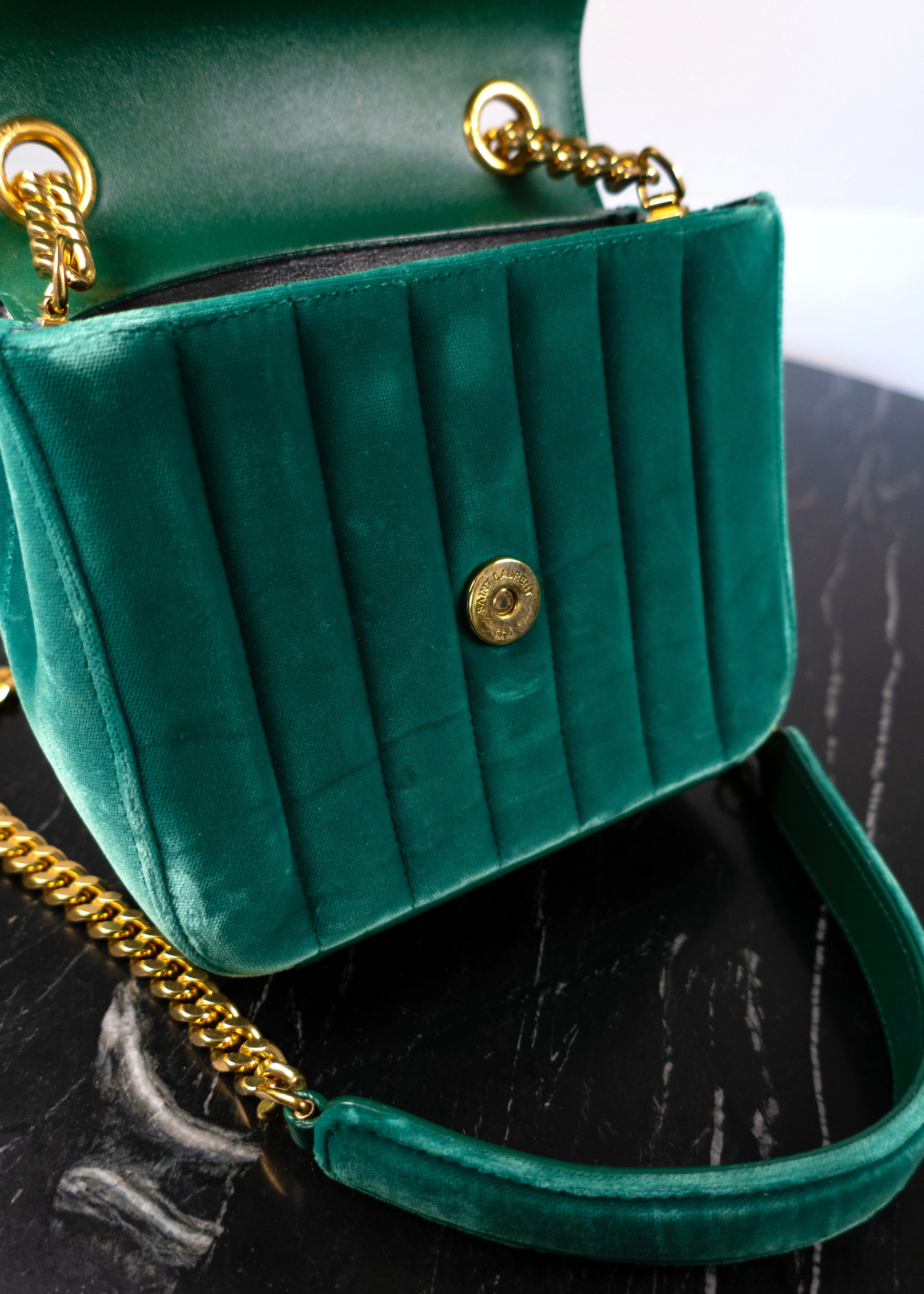 Saint Laurent Small Vicky Chain Bag