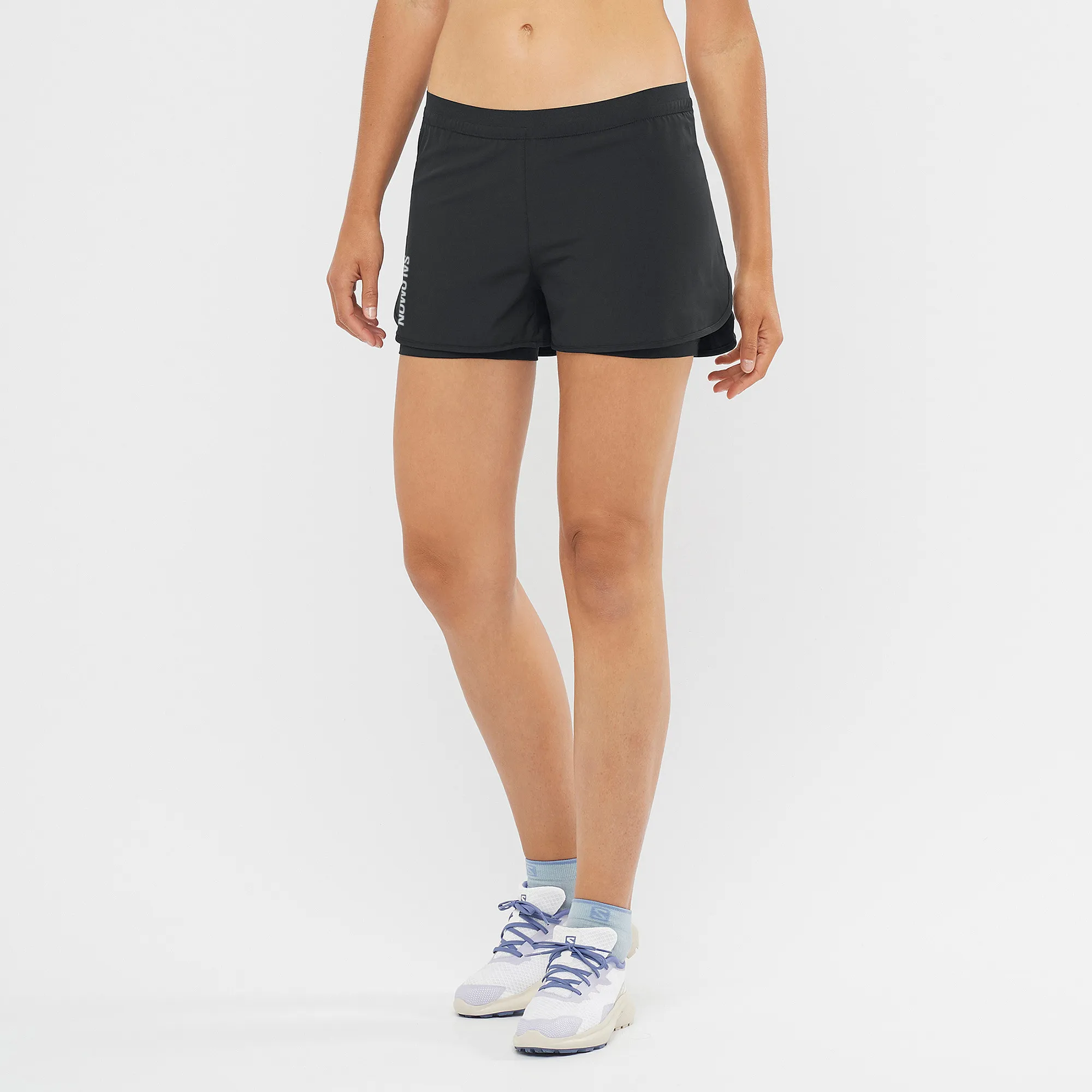 Salomon Women&#x27;s Cross 2in1 Shorts Deep Black | Buy Salomon Women&#x27;s Cross 2in1 Shorts Deep Black here | Outnorth