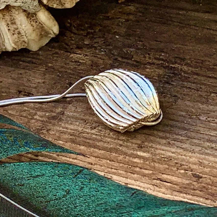 Silver 'Pod' necklace