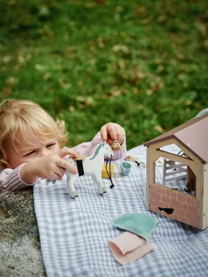 Tender Leaf Toys The Stables