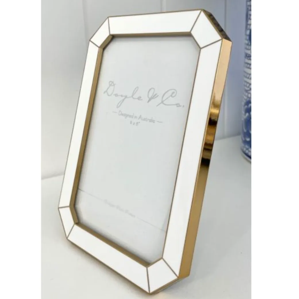 White/Gold Slope Edge Enamel Frame | 4 x 6"