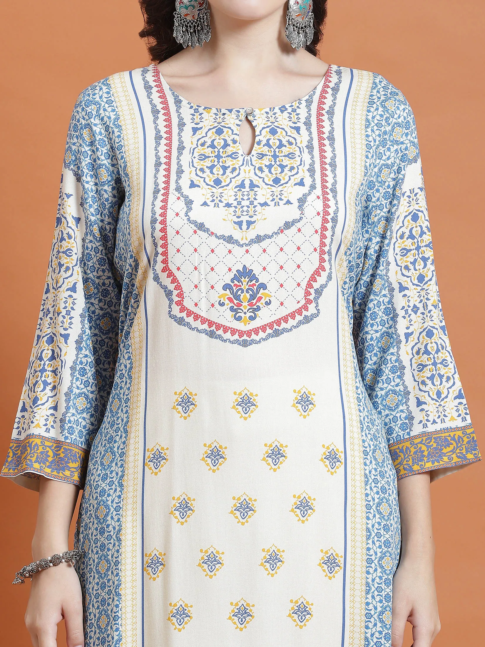 Women MultiOrnamental Print Kurta Trouser Dupatta
